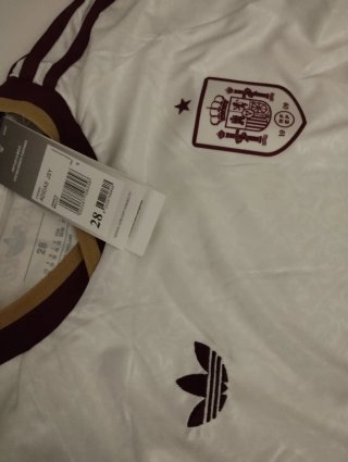 Equipación futbol España Adidas Talla 28