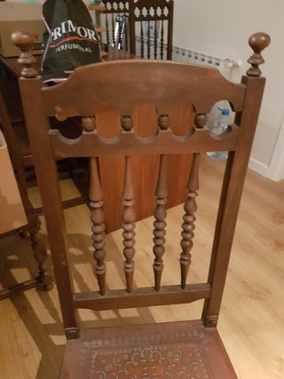 Mesa de comedor con 8 sillas