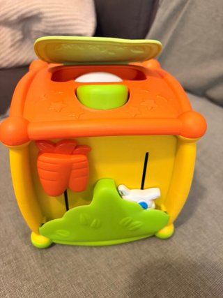 Cubo actividades de clementina para bebé