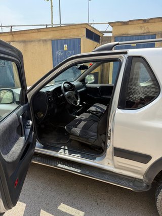 Opel Frontera 2001