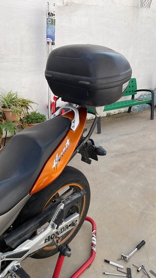 Honda Hornet 2006 Naranja