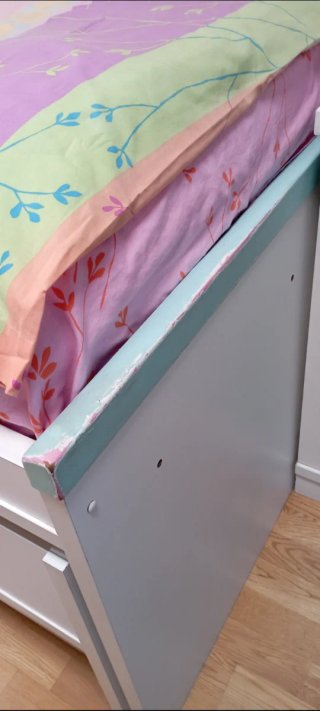 Cama nido blanca y azul