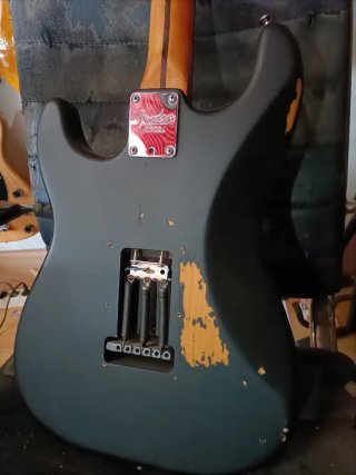Guitarra Eléctrica Réplica Fender Gilmour
