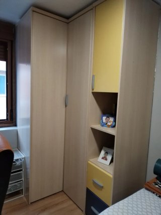 Armario juvenil esquinero