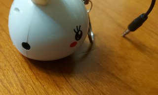 Mini altavoz con batería y carga USB