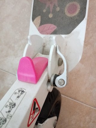 Patinete rosa infantil