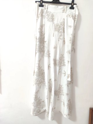 Pantaloni donna gamba larga con decori