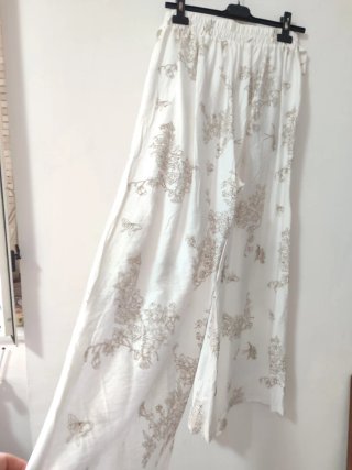 Pantaloni donna gamba larga con decori