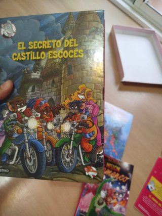 Libros 1,2,6,9 y 16 Tea Stilton