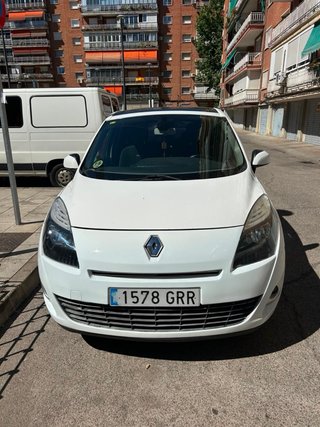 Renault Grand Scenic 2009