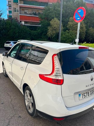 Renault Grand Scenic 2009
