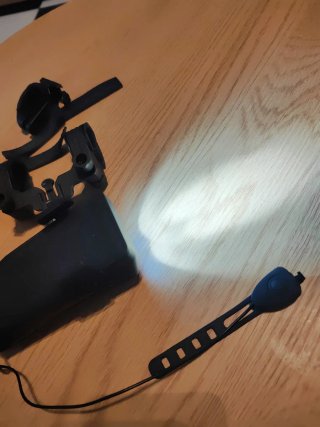 Soporte móvil MTB + Power Bank + Linterna + Bocina