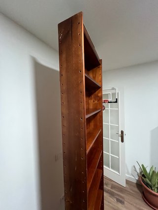 Estantería de madera estilo librería