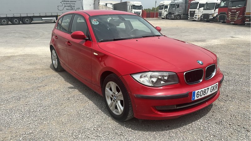 BMW Serie 1 2010 118d - foto 1
