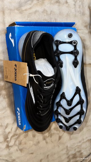 Zapatillas Joma Hombre Negras y Doradas