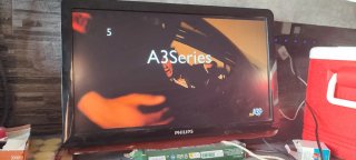 Televisor Philips 22" Con TDT,HDMI,USB