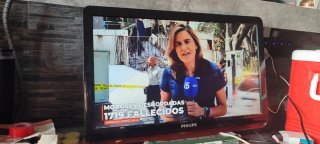 Televisor Philips 22" Con TDT,HDMI,USB