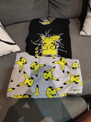 Pijama polar Pikachu niño/niña 9 años