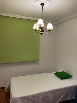 Luminoso piso en Avda Hernán Cortés
