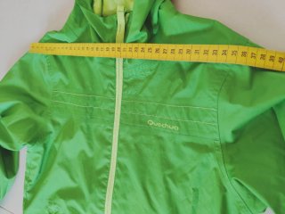 Corta Vento para Rapaz marca Quechua (10 anos)
