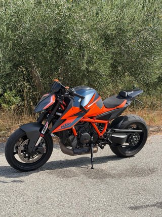 KTM 1290 Super Duke R