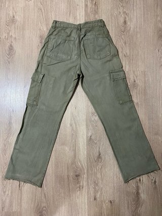 Pantalón cargo verde militar