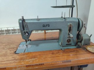 Máquina de coser Alfa 127-500