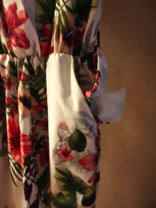 Mono elegante estampado floral