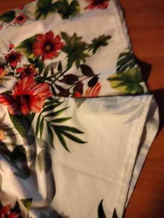 Mono elegante estampado floral