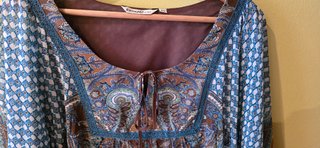 BLUSA ESTILO BOHEMIO MANGA ACAMPANADA