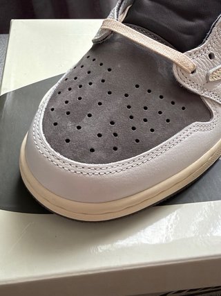 Air Jordan 1 Low Travis Scott Reverse Mocha OG