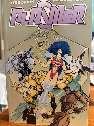 Pack 3 tomos Marvel UK / Forum – Plasmer, Dark Ang