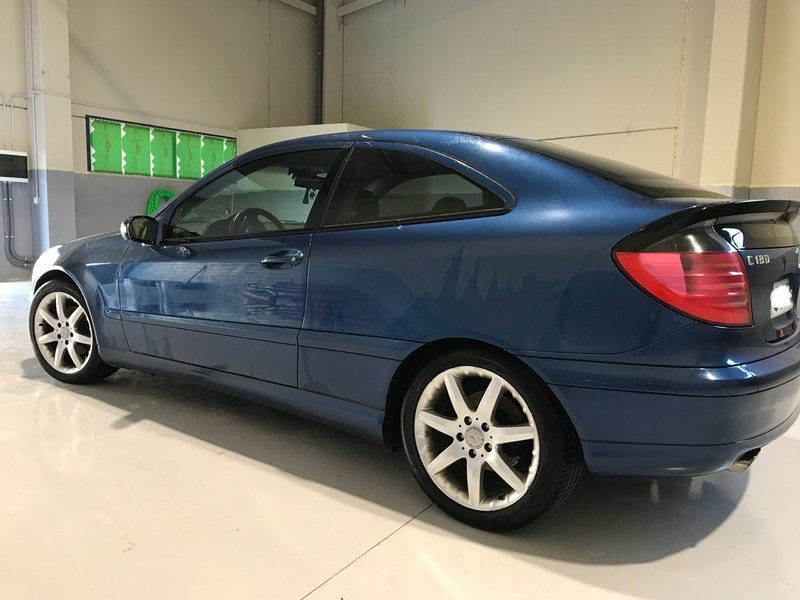 Mercedes-Benz Clase C 180K - foto 1