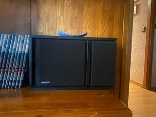 Cadena de música Technics y altavoces BOSE