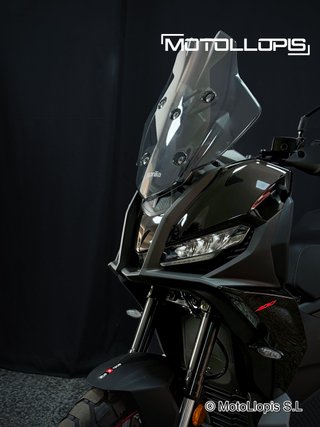 Aprilia SR GT 400 Negra