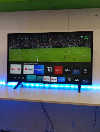 Televisor Movistar Negro