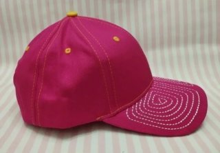 REBAJADA: GORRA ROSA TAURINA. CAPOTE DE TORERO