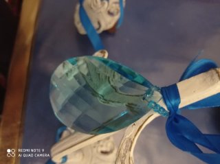 Lampadario shabby chic bianco e blu