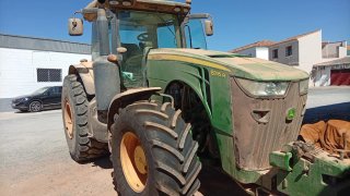Tractor John Deere 8335R