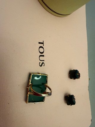 Conjunto Tous Oro y Verde