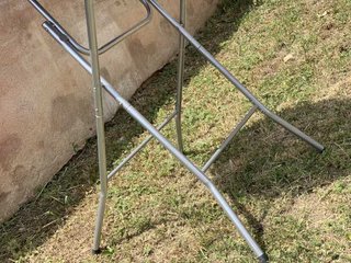 TAVOLO ALTO PER GIARDINO