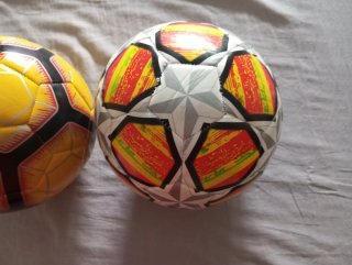 Balón de fútbol con diseño