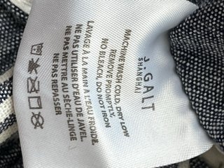 Pantalón verano rayas azul y blanco