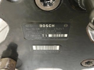 Bomba inyeccion BMW 7788678