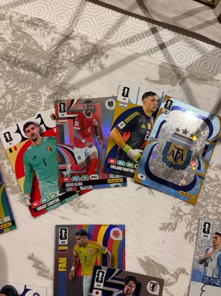 Conjunto di 66 figurine Adrenalyn XL di Panini, mondiale 2026, senza ripetizioni