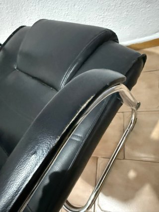 Silla de oficina negra