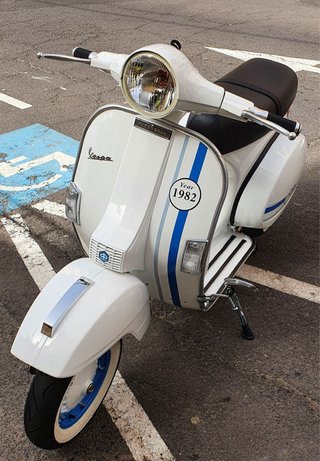 Vespa DN 200 1982