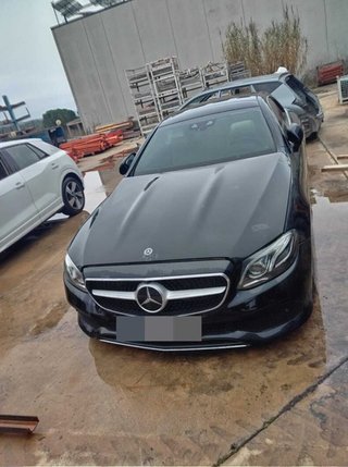 Compressore aria condizionata Mercedes-Benz Classe E 98295 a0008303500