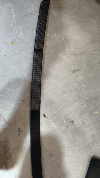 Griglia inferiore cofano Vito 638