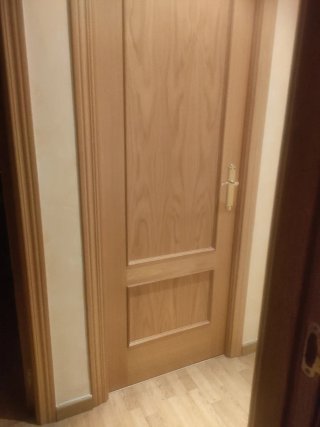 2 Puertas con Cristal y 6 Puertas Ciega